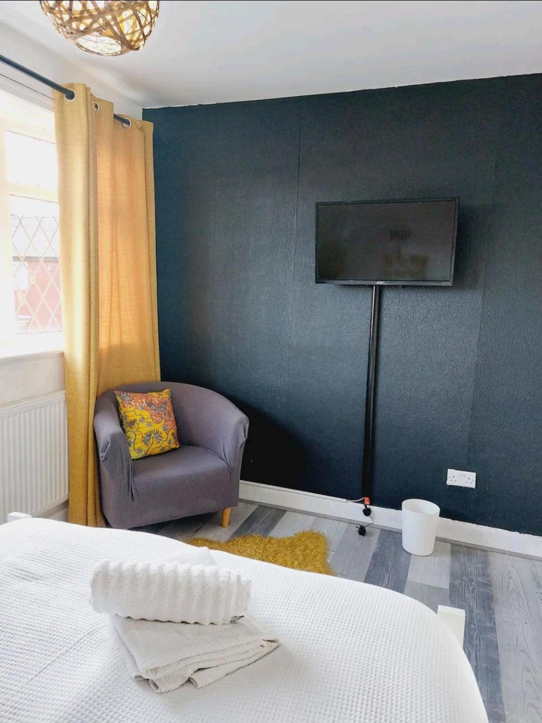 Apartment Cosy And Private House Close To Town