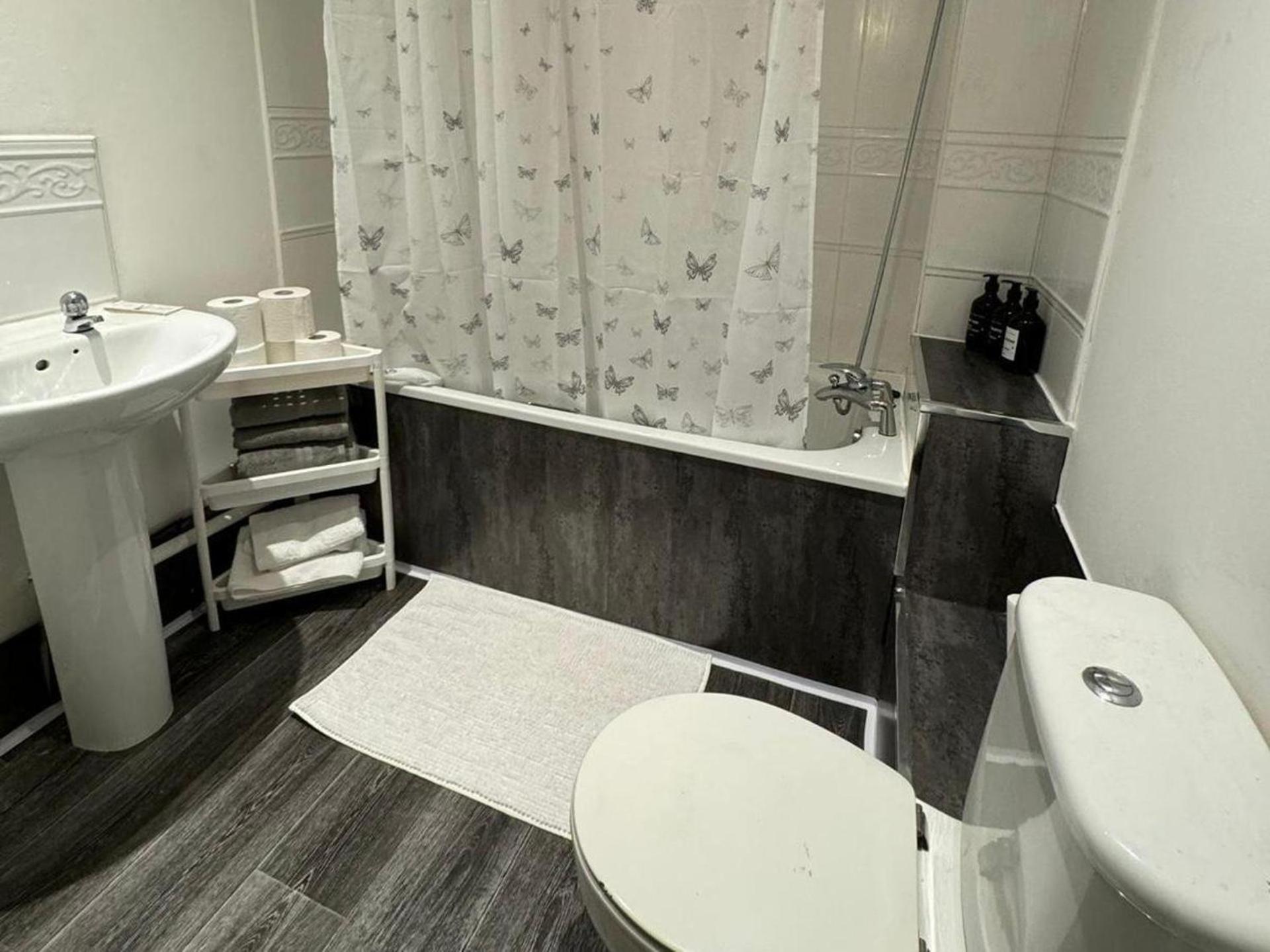 Sleeps5-parkg-netflix-near Centre Etihad Apartment Manchester