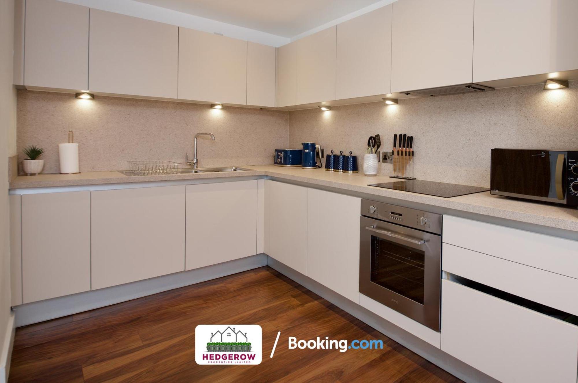Apartment Premium Offers On 3-Night & Weekly Deal On 3-Bedroom Urban Loft By Hedgerow Manchester