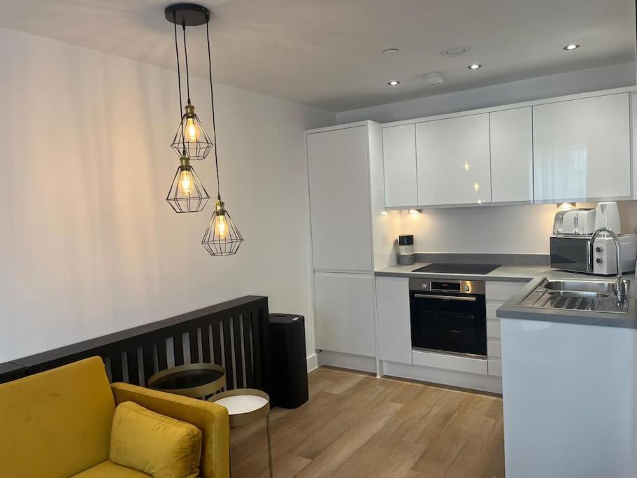 Cute One Bed - Old Trafford Apartment Manchester