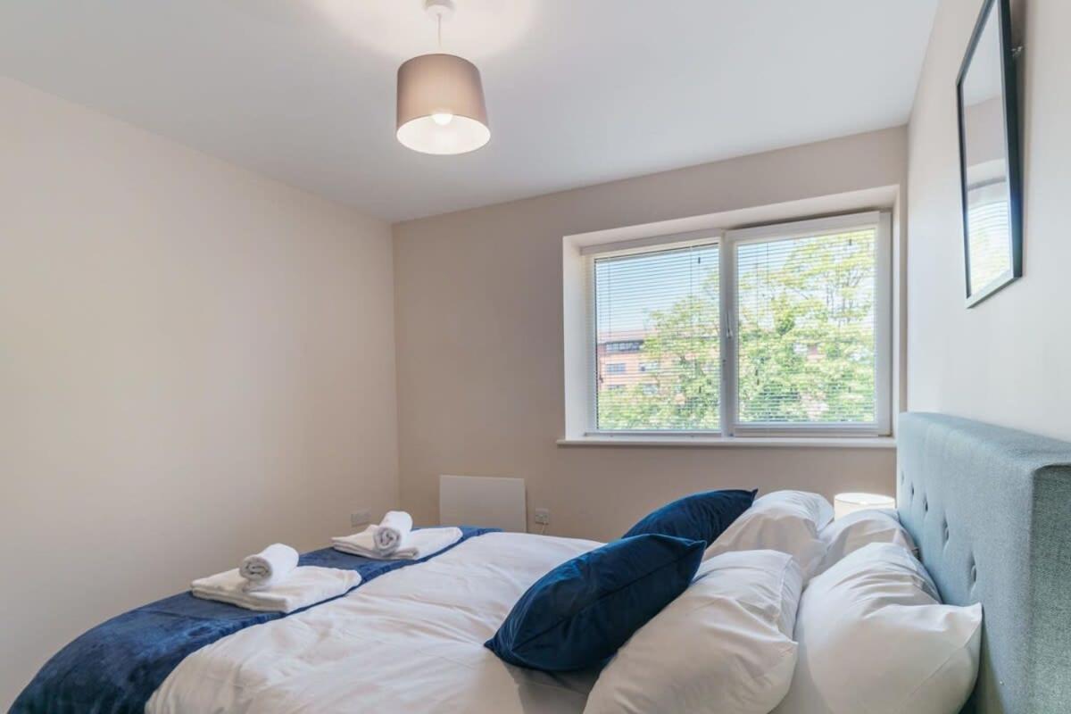 Apartment Spacious & Bright 2 Bed Manchester