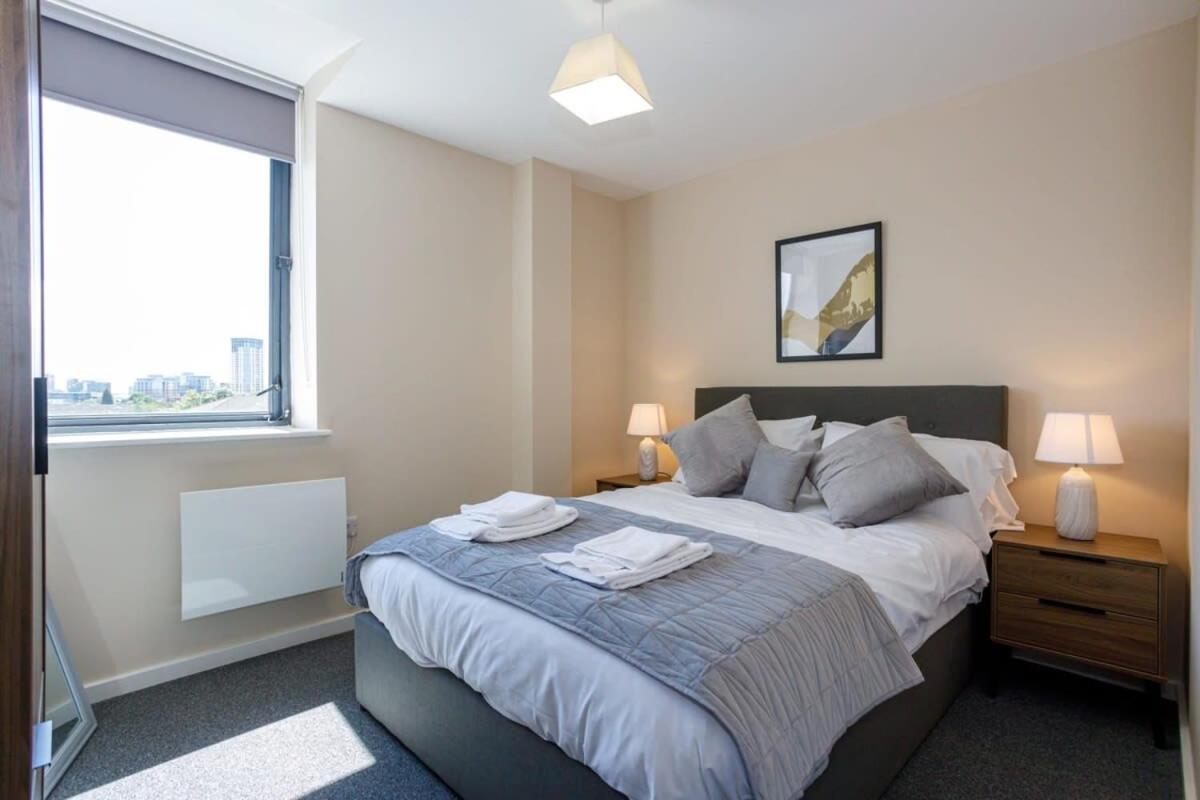 Apartment Lovely Modern 1 Bedroom *
