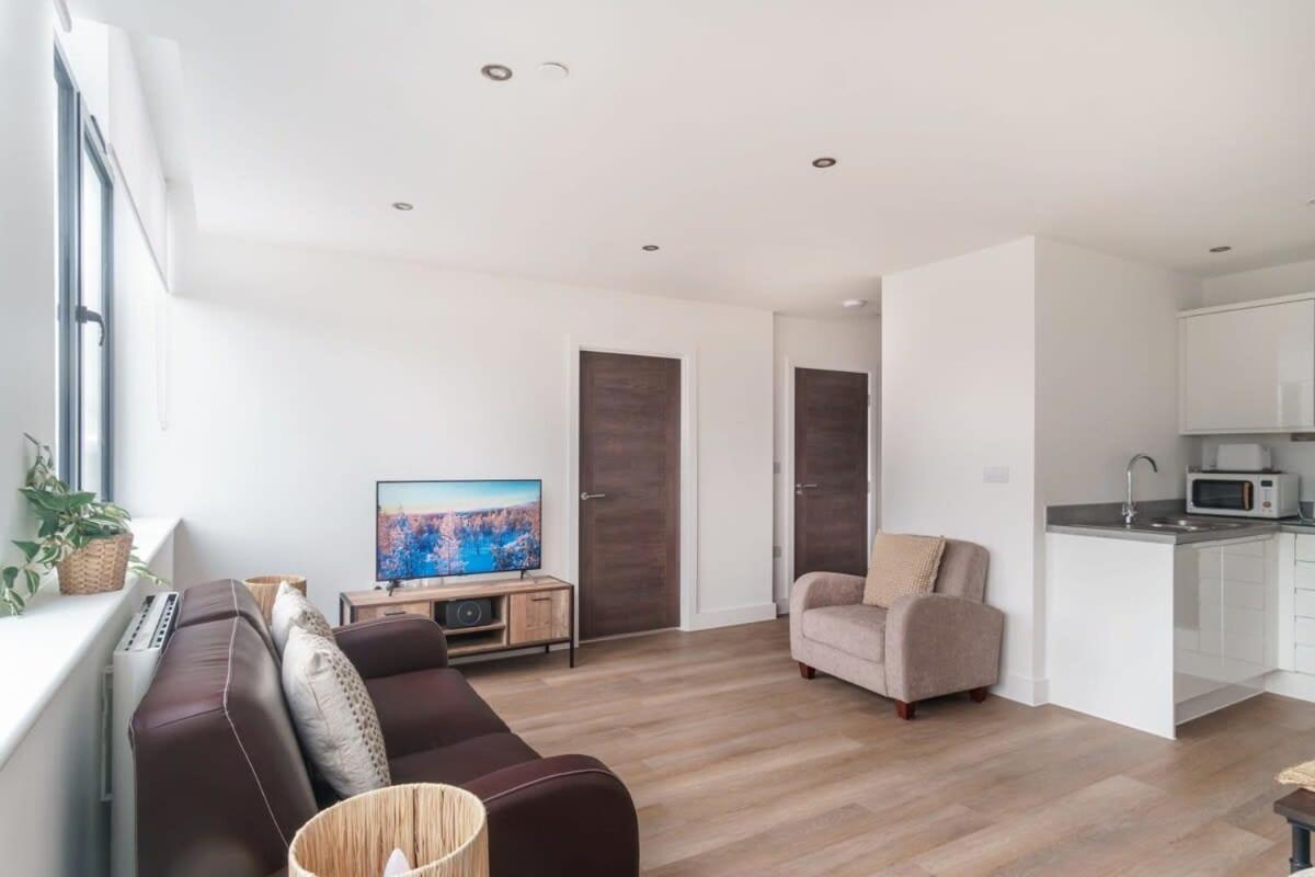 Zeni, Alexandra Rise Fab 1br Flat Apartment