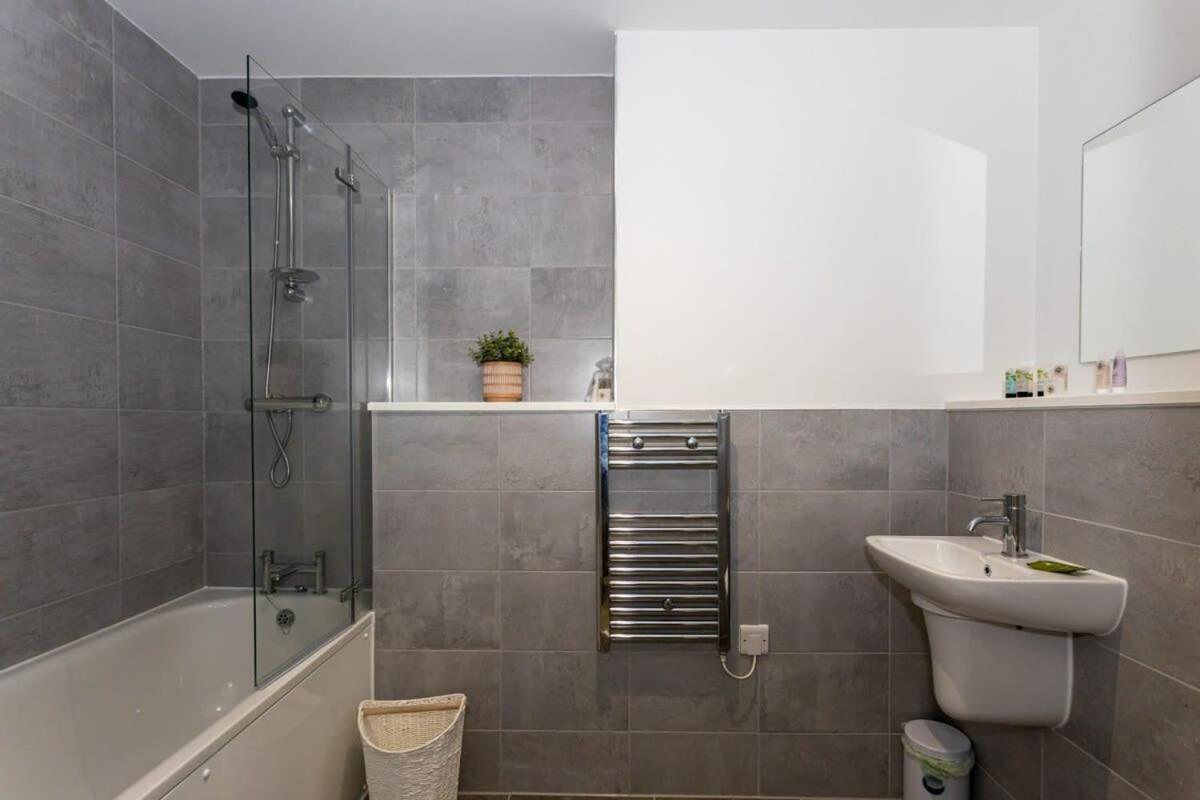 Apartment Stunning 2 Bed In Salford Amazing Views