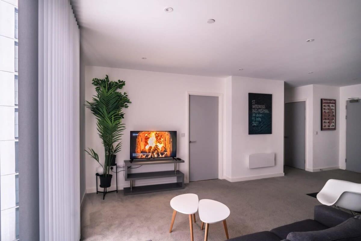 Spacious 1 Bed In Manchester