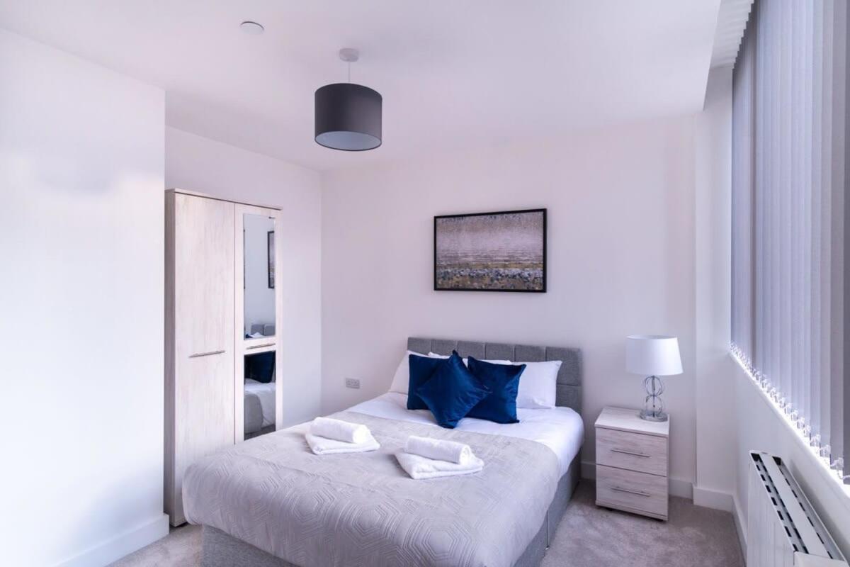 Stayzeni, Alexandra Rise Lovely 1 Bed Manchester