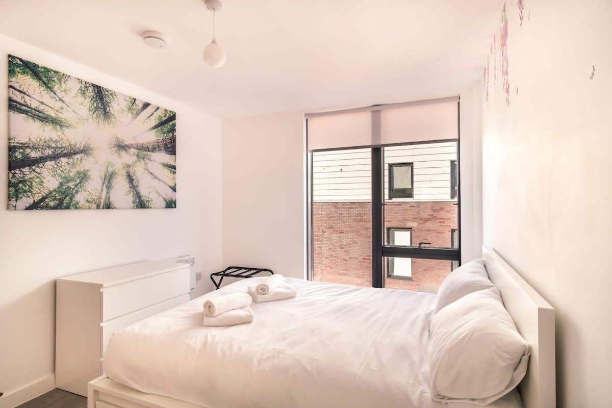 Apartment Spacious & Modern 1 Bed Manchester