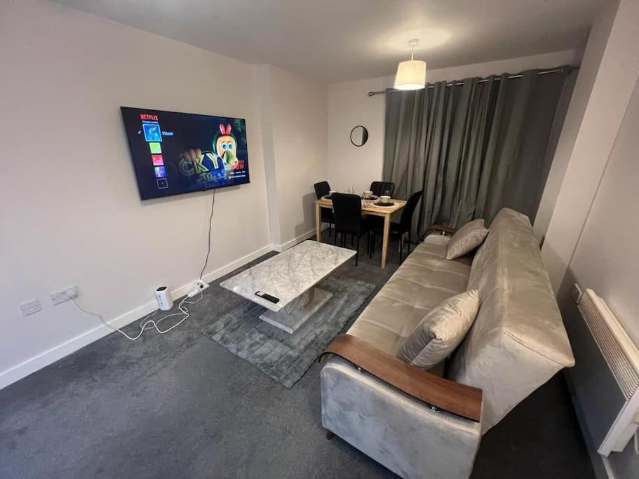 Ao Arena Flat Manchester, With Parking Apartment