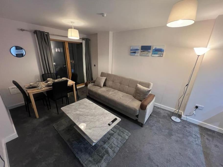 Apartment Ao Arena Flat Manchester, With Parking