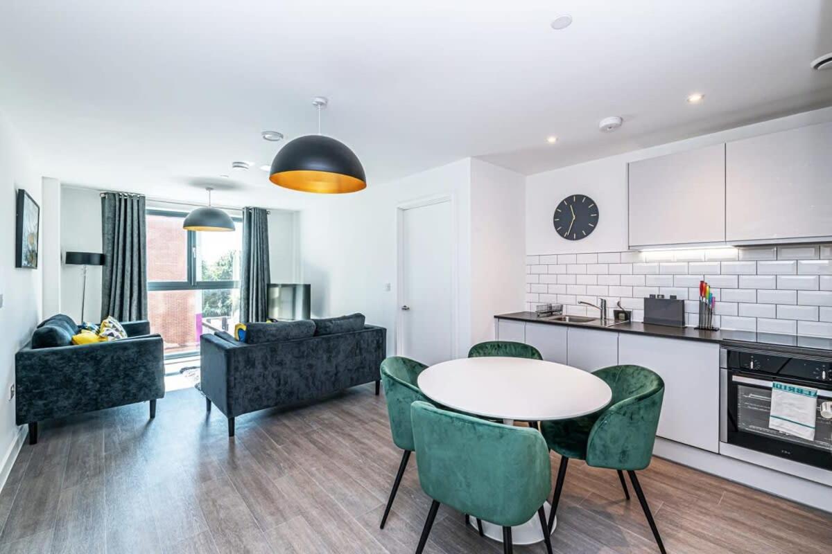 Stylish 2 Bedroom By Old Trafford Manchester