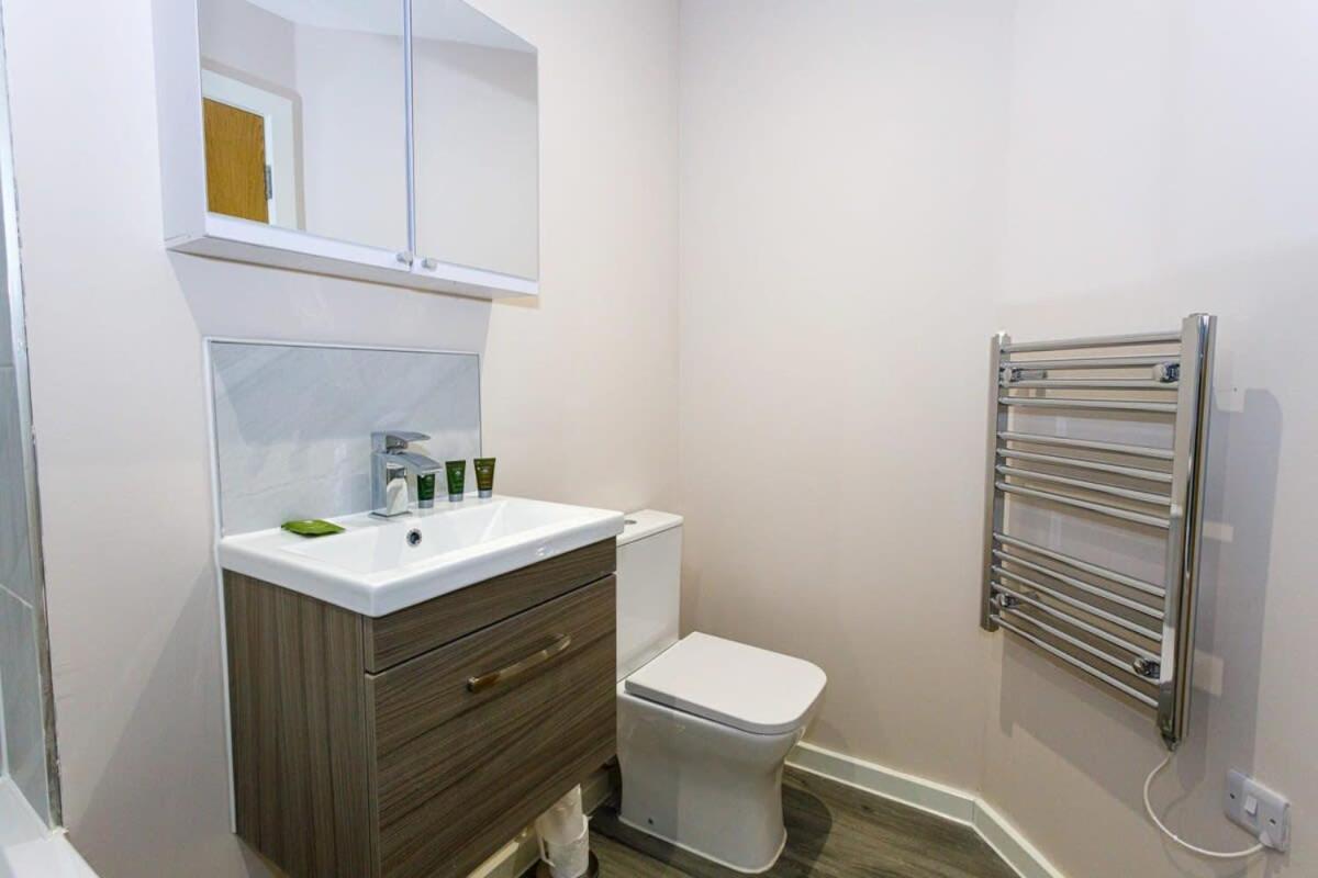Fantastic 1 Bedroom Apartment Manchester