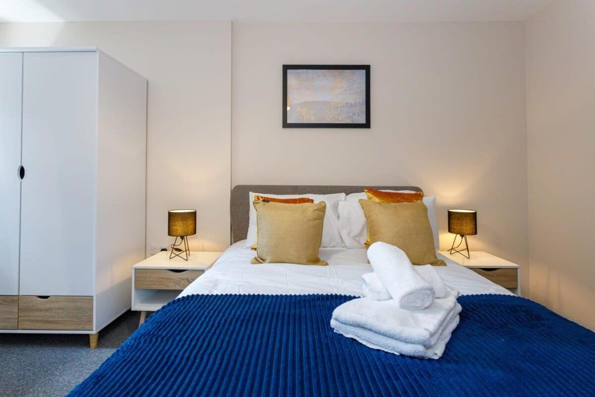 Fantastic 1 Bedroom Apartment Manchester