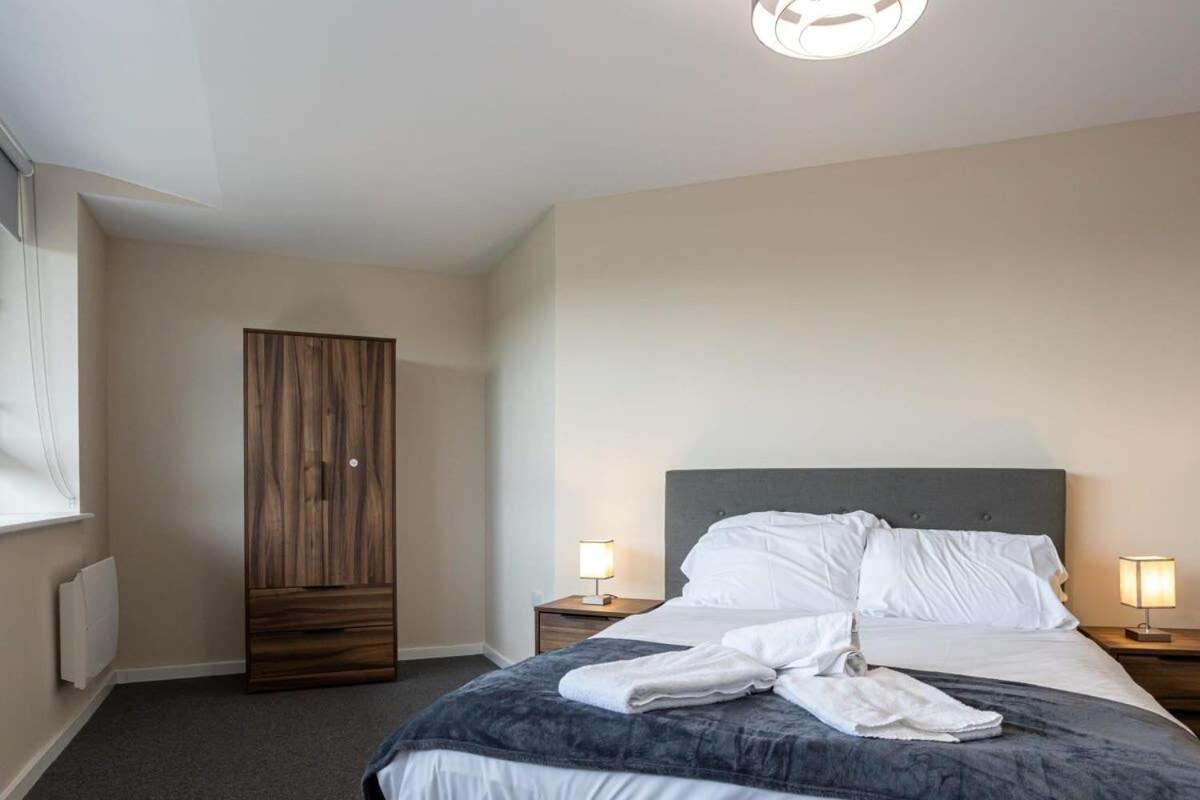 Lovely 2 Bedroom Modern Apartment Manchester