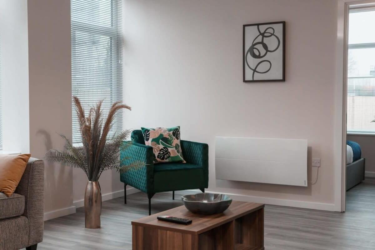 Contemporary 2 Bed - Sleeps 4 Manchester