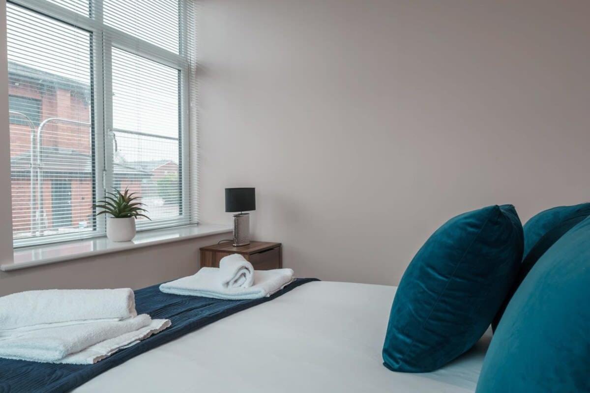 Contemporary 2 Bed - Sleeps 4