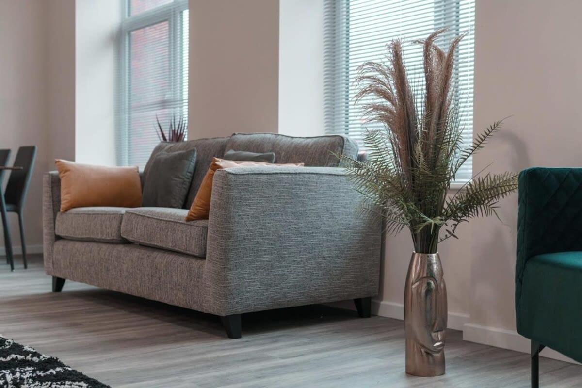 Contemporary 2 Bed - Sleeps 4 Manchester