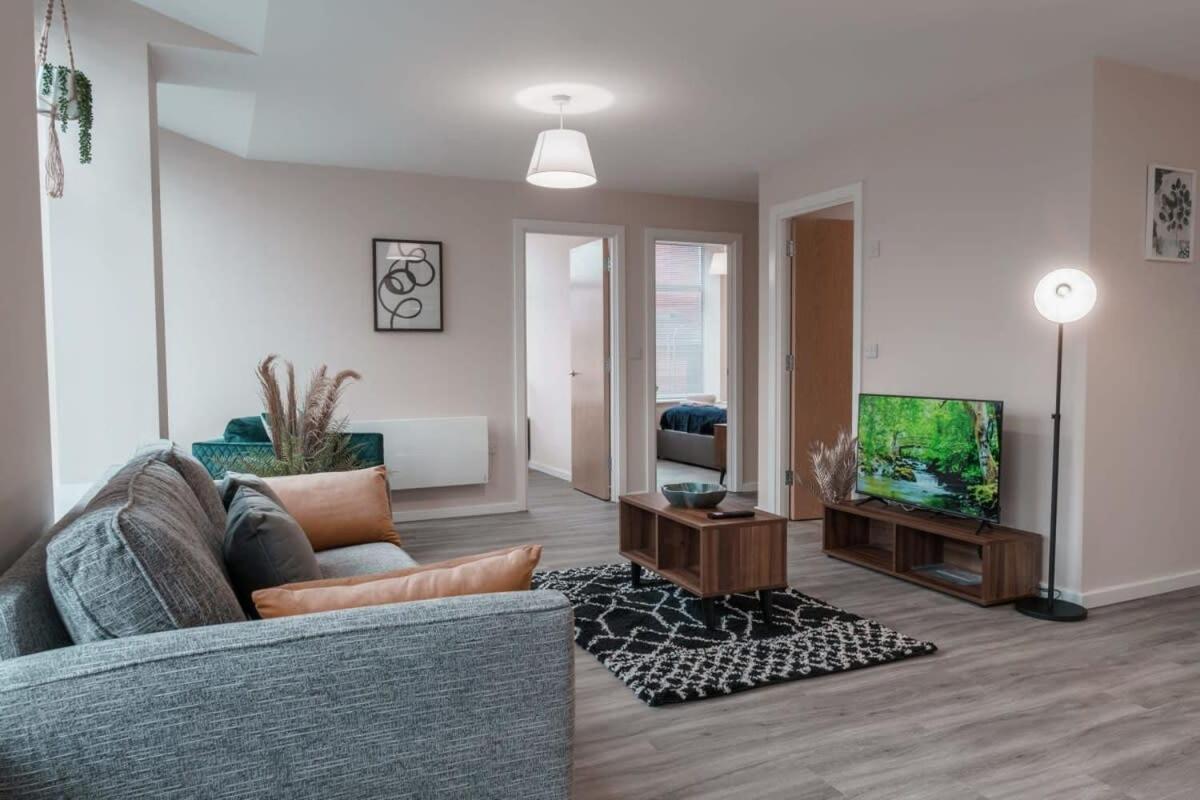 Contemporary 2 Bed - Sleeps 4 Apartment Manchester