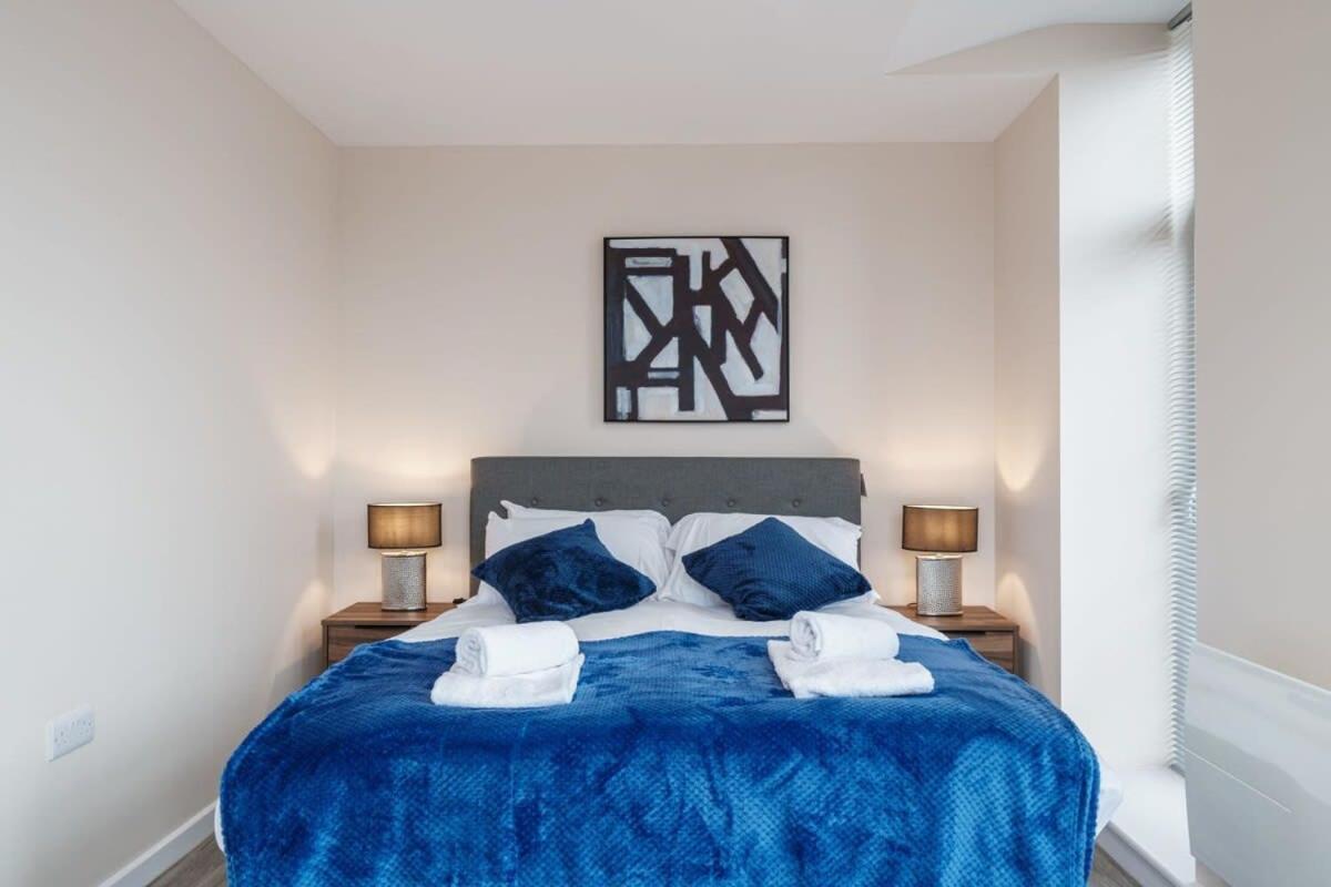 Bright 1 Bed - Sleeps 2 * Manchester