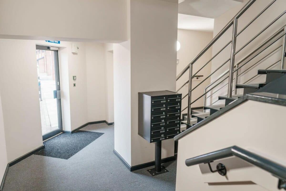 Bright 1 Bed - Sleeps 2 Apartment Manchester