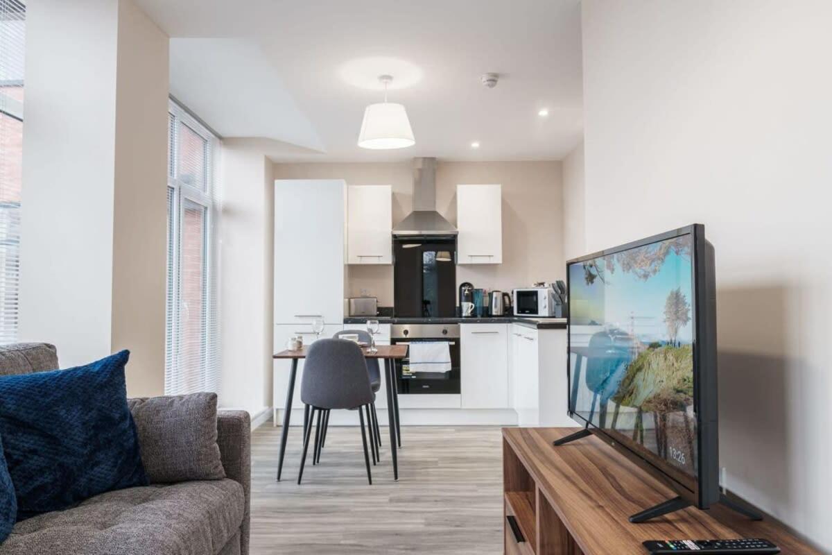 Bright 1 Bed - Sleeps 2 * Manchester