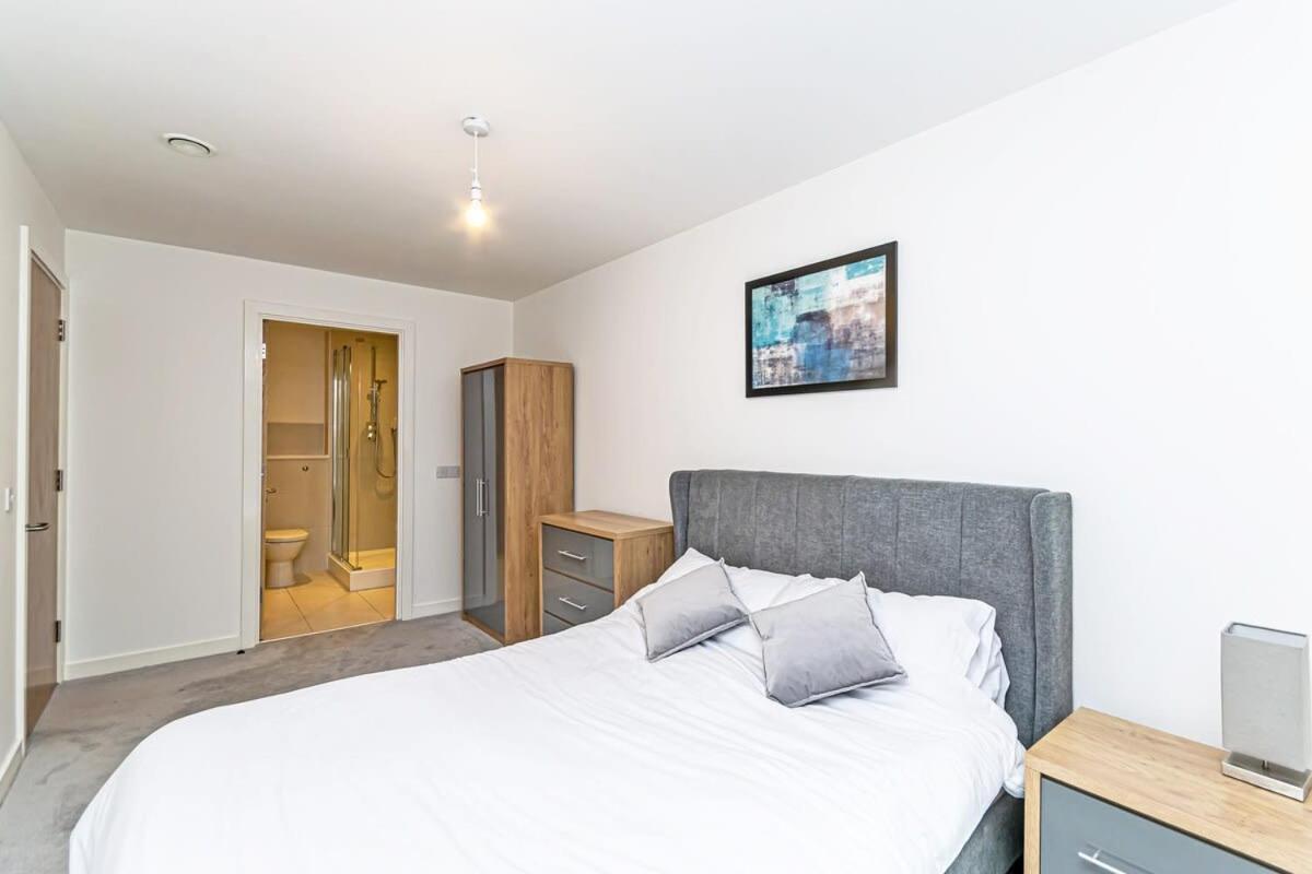 Apartment Contemporary 2 Bed In Manchester