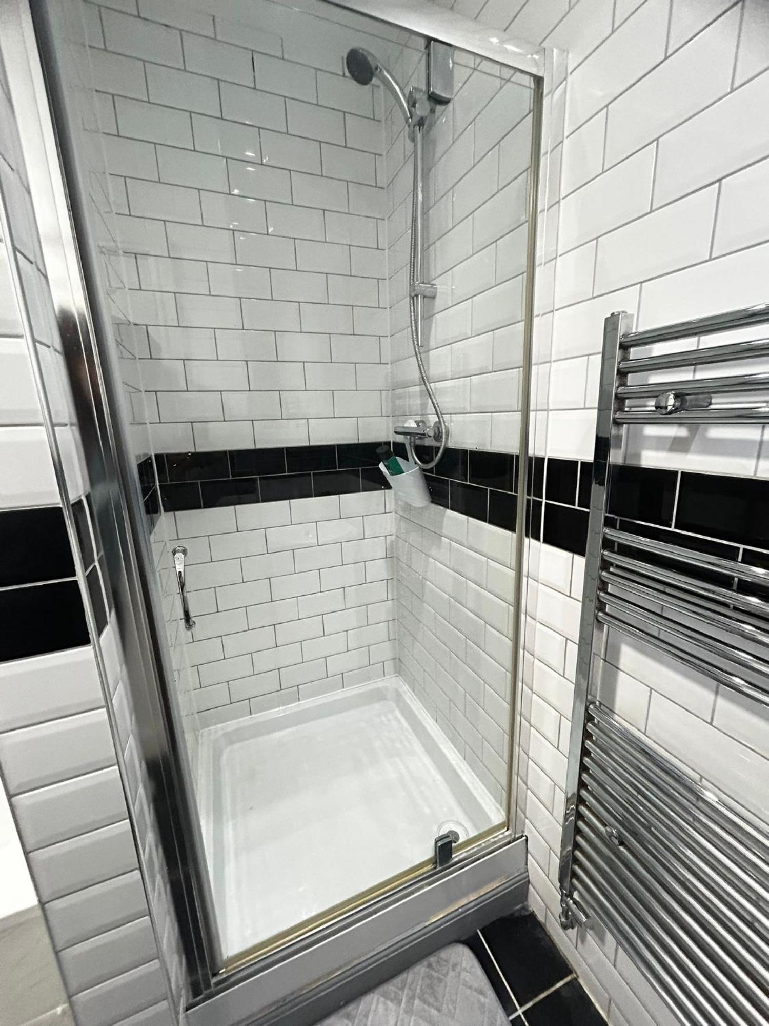 Apartment Lovely 5br In Manchester. Close To The Manchester