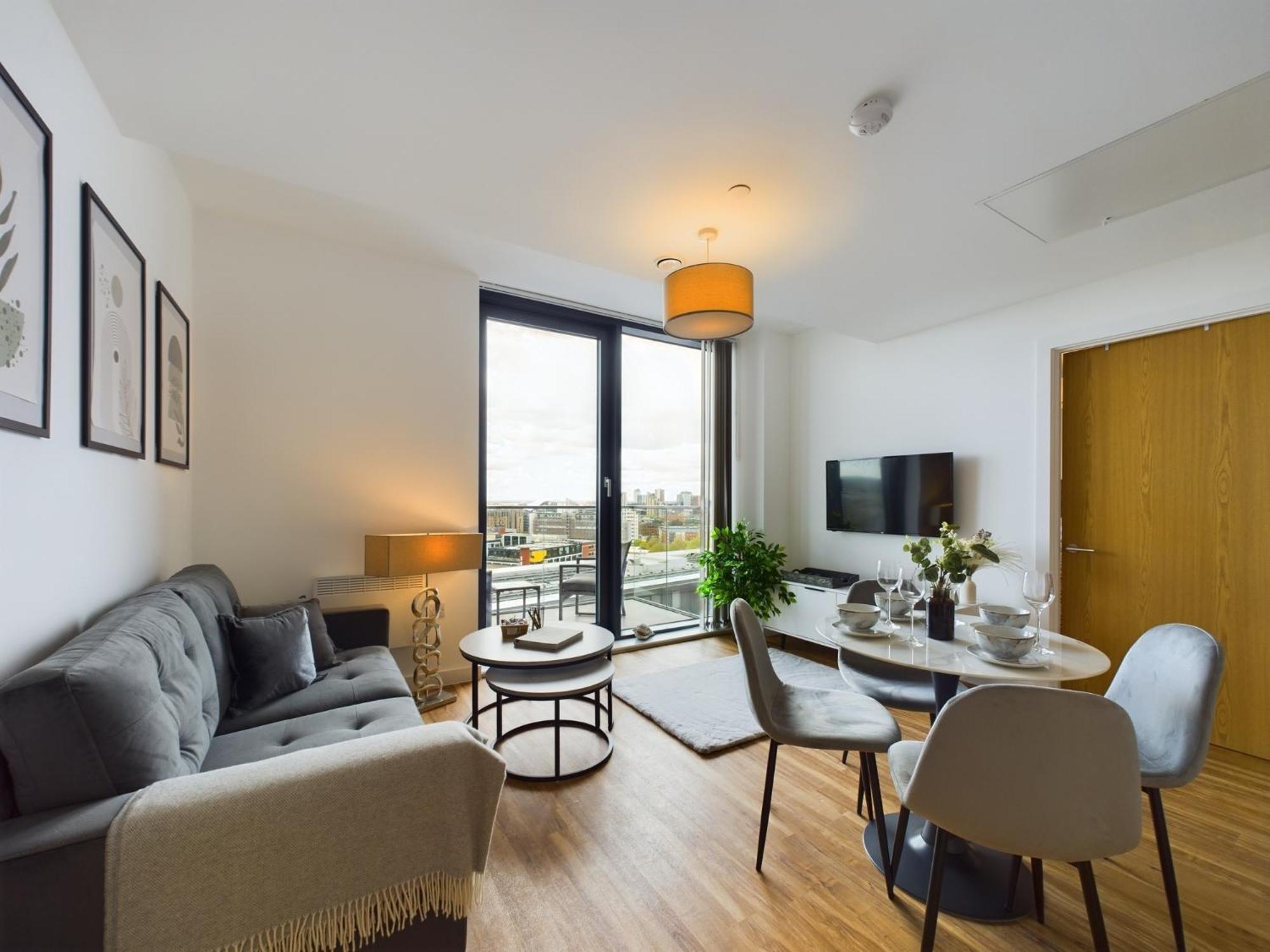 Waters Apartment *