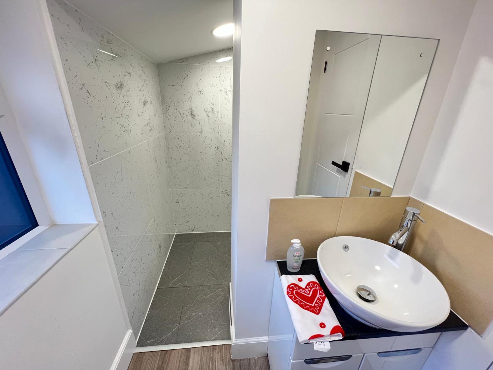 Lux En-suite Coop Arena Mancity Stadium Piccadilly *