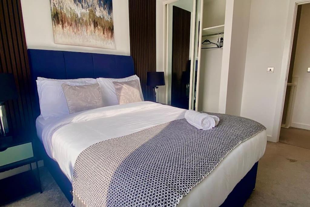 Prime 2 Bedroom With Rooftop Terrace *