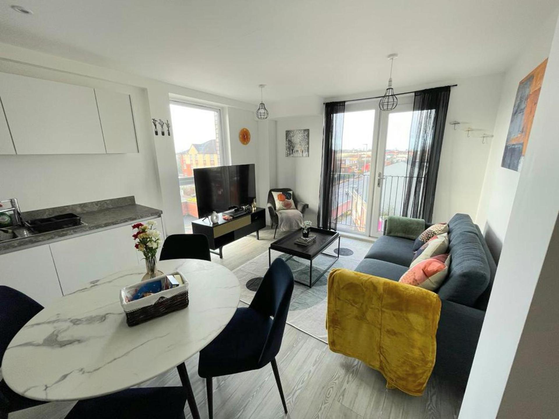 Apartment 1br-sleeps2-streetsparking Manchester