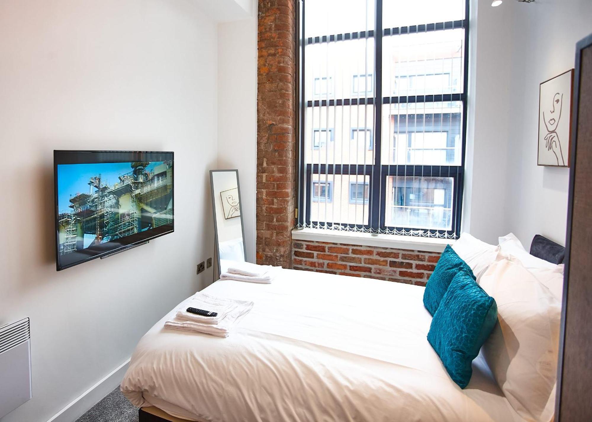 The Carnelian Apartment *