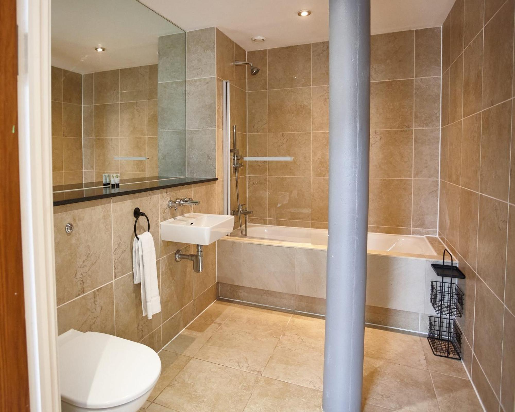 The Carnelian * Manchester