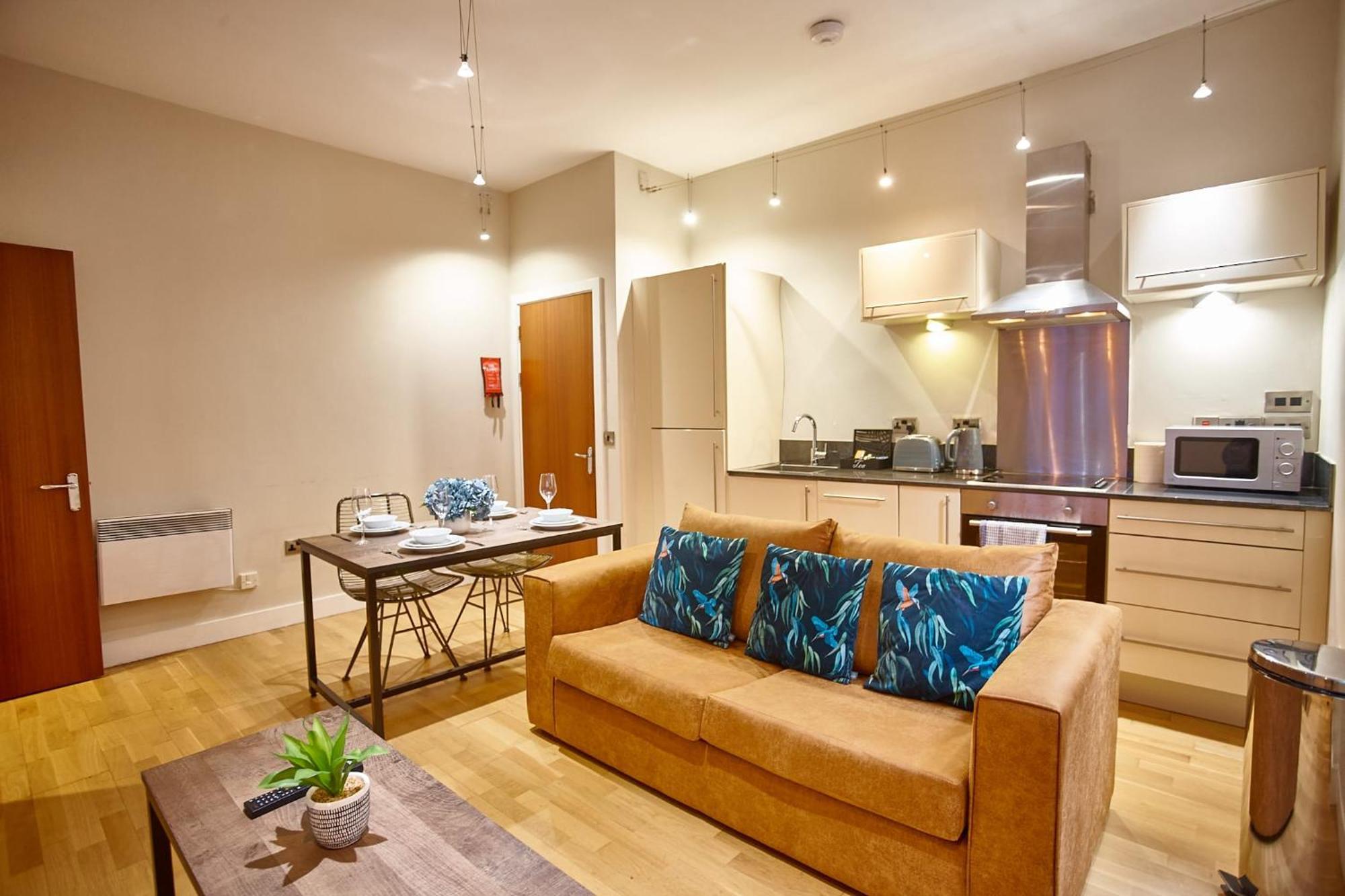 The Jade Apartment *
