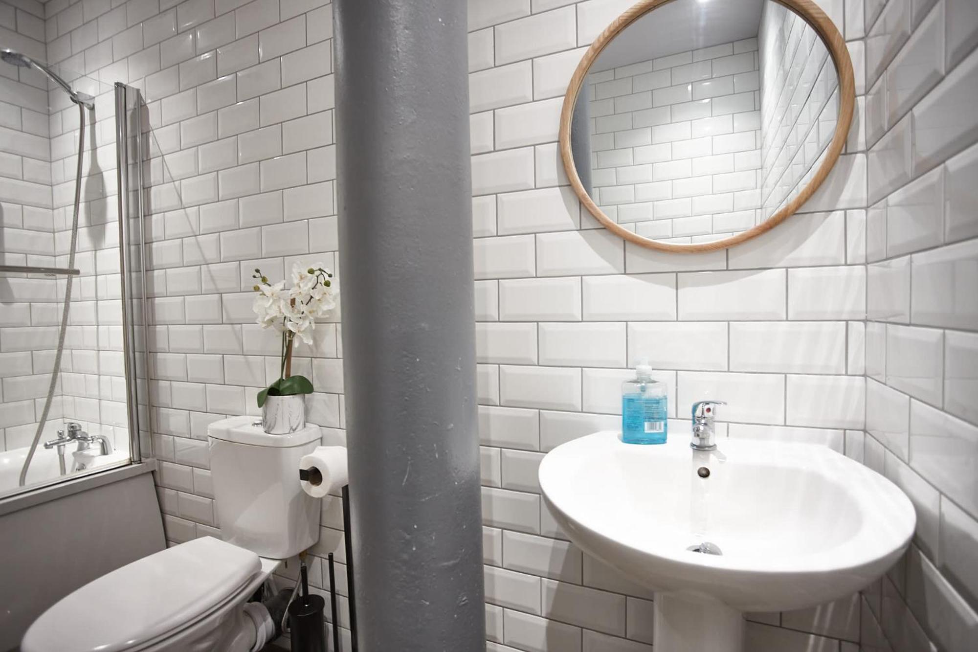 The Peridot Apartment Manchester