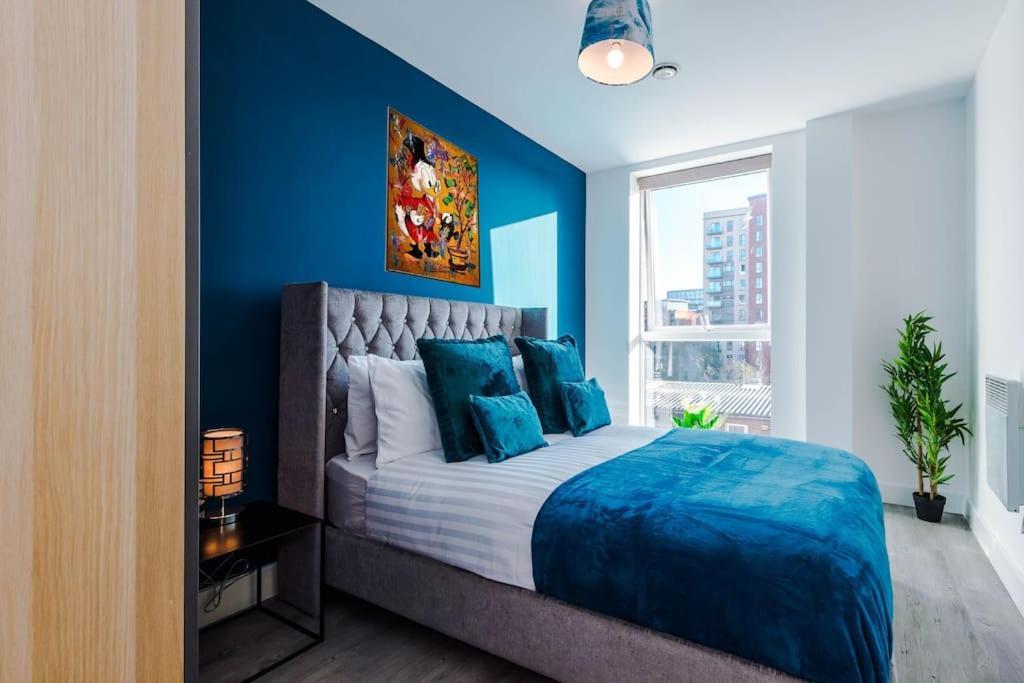 Apartment Lux Livin' - Luxury 5 Bed Centre
