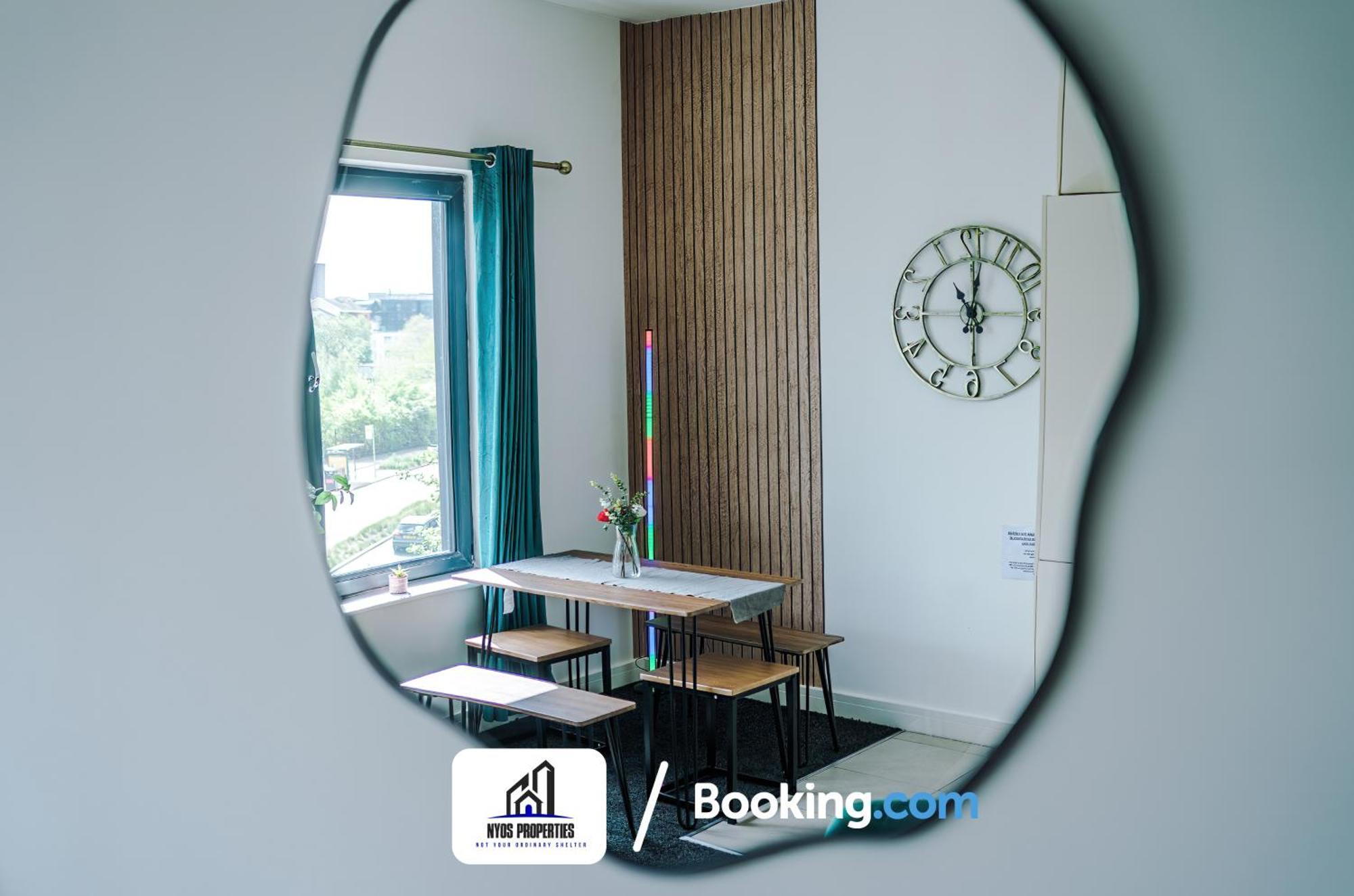 Media City Apt Sleeps8, 25 Percent Off For Monthly Stays, Business & Leisure Apartment Manchester