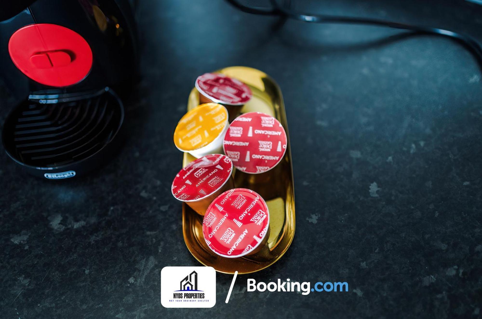 Media City Apt Sleeps8, 25 Percent Off For Monthly Stays, Business & Leisure