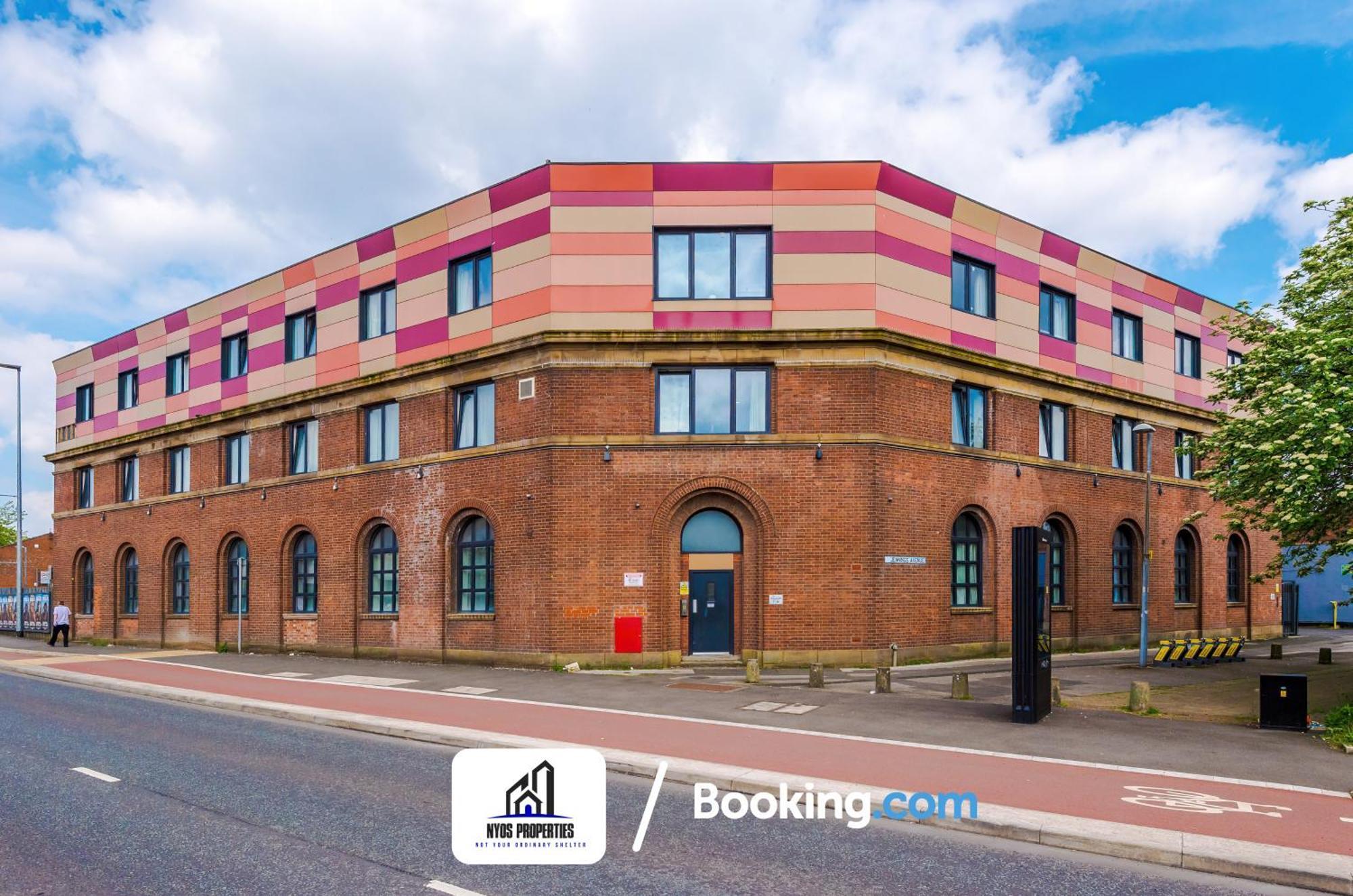 Apartment Media City Apt Sleeps8, 25 Percent Off For Monthly Stays, Business & Leisure
