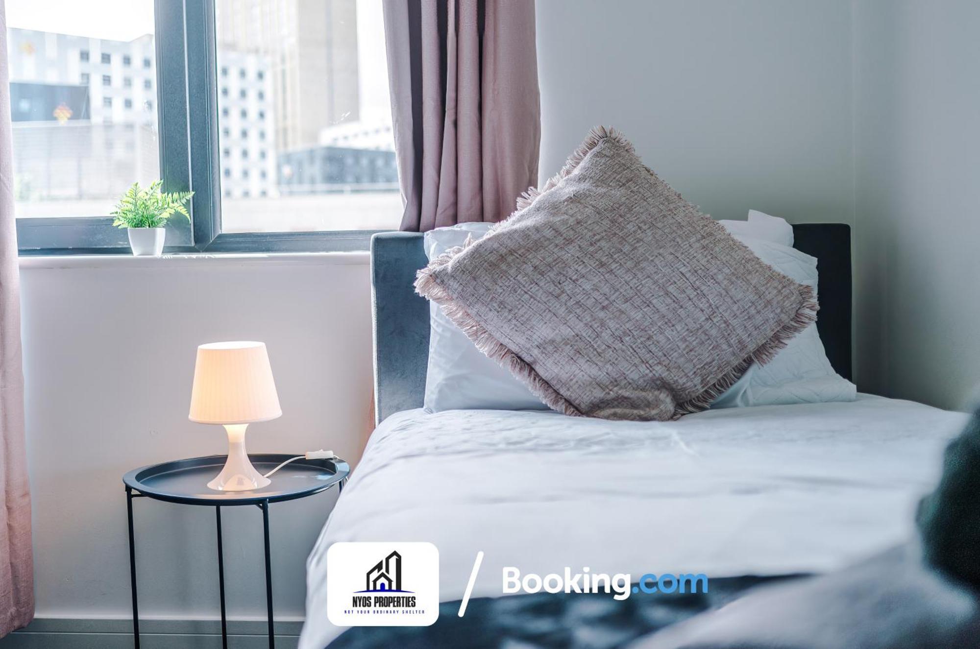 Apartment Media City Apt Sleeps8, 25 Percent Off For Monthly Stays, Business & Leisure *