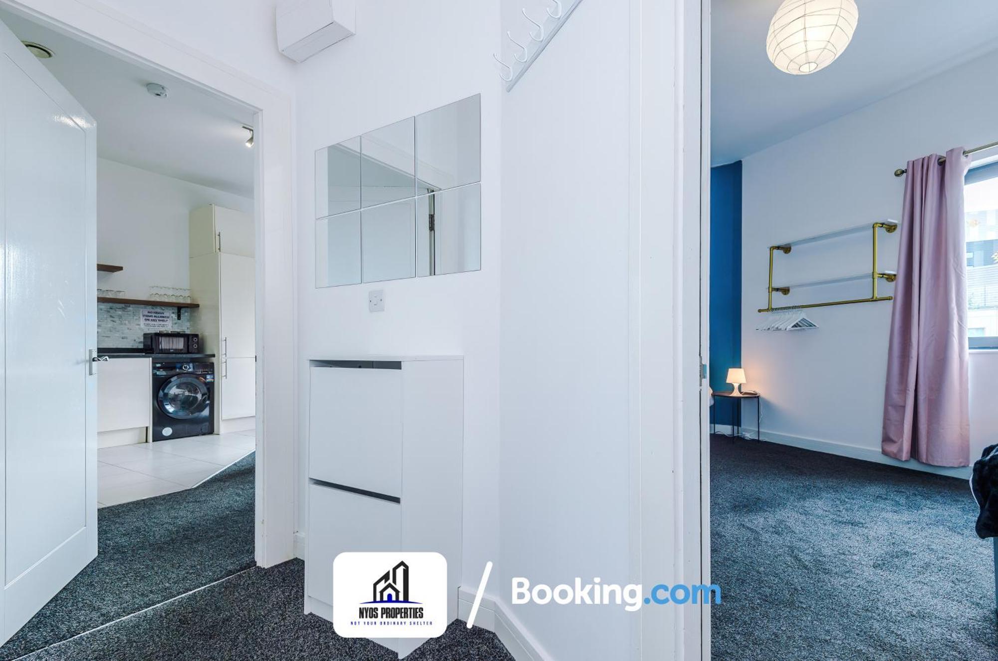 Media City Apt Sleeps8, 25 Percent Off For Monthly Stays, Business & Leisure Apartment *