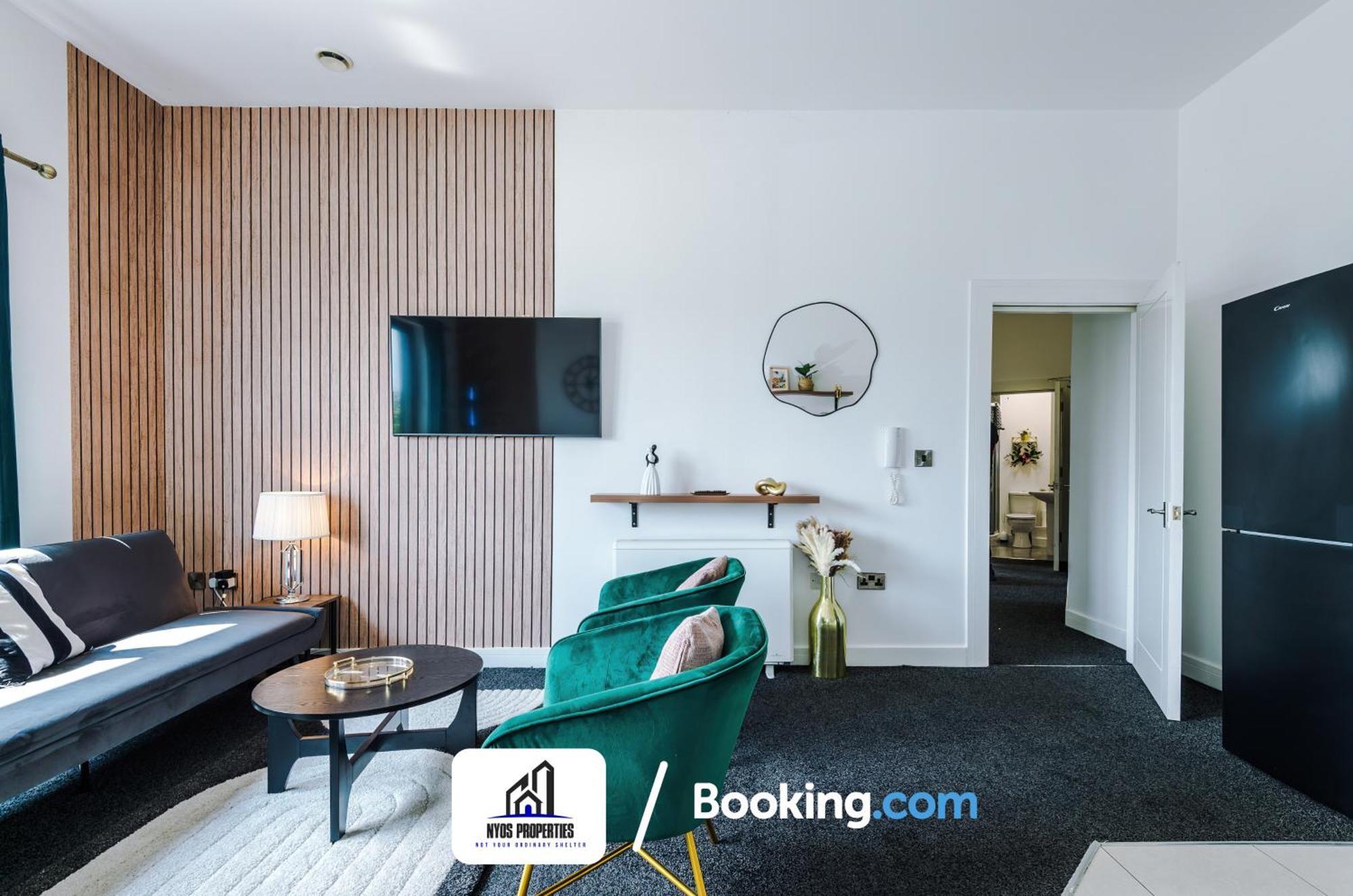 Apartment Media City Apt Sleeps8, 25 Percent Off For Monthly Stays, Business & Leisure *