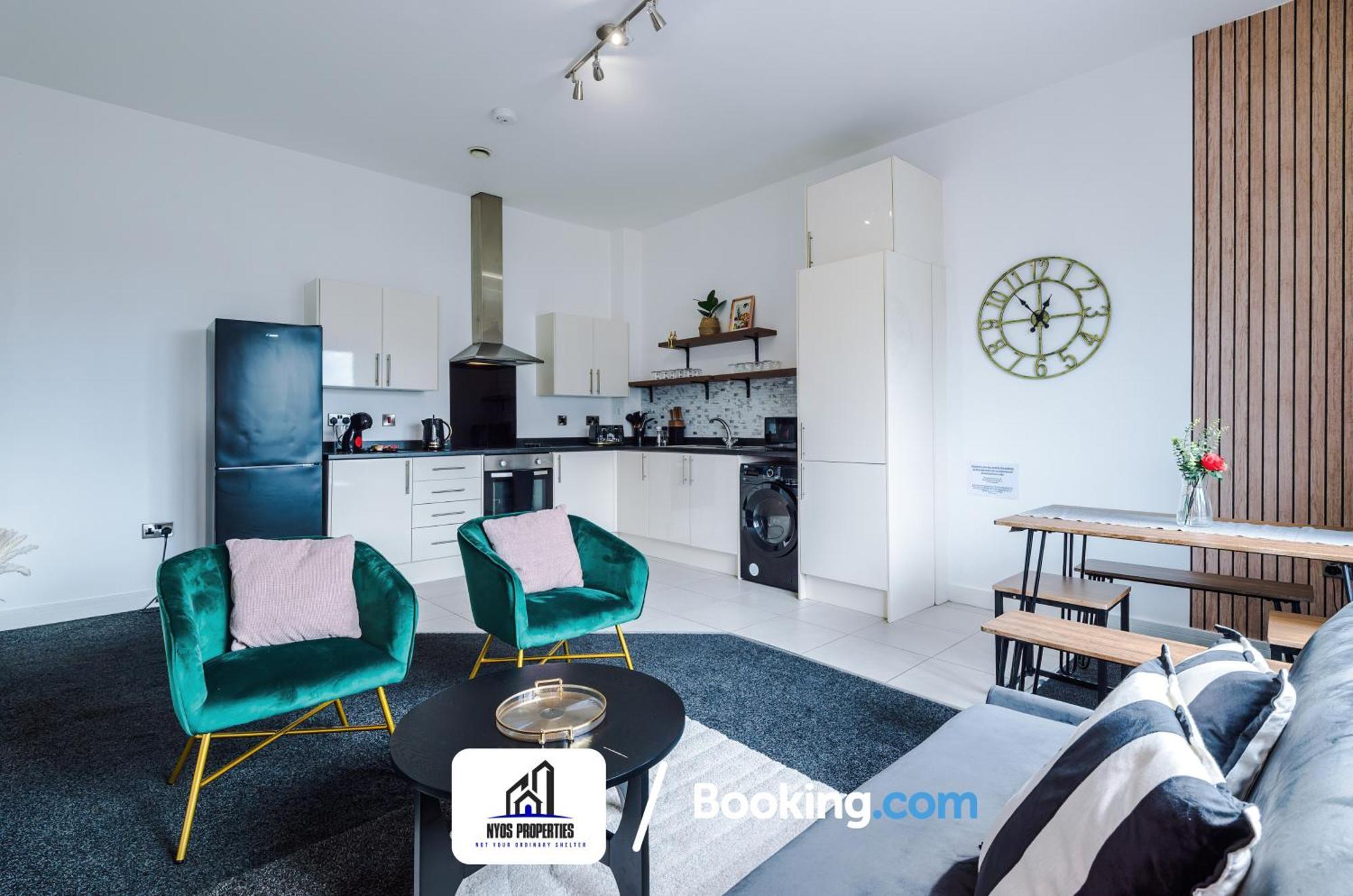 Media City Apt Sleeps8, 25 Percent Off For Monthly Stays, Business & Leisure * Manchester