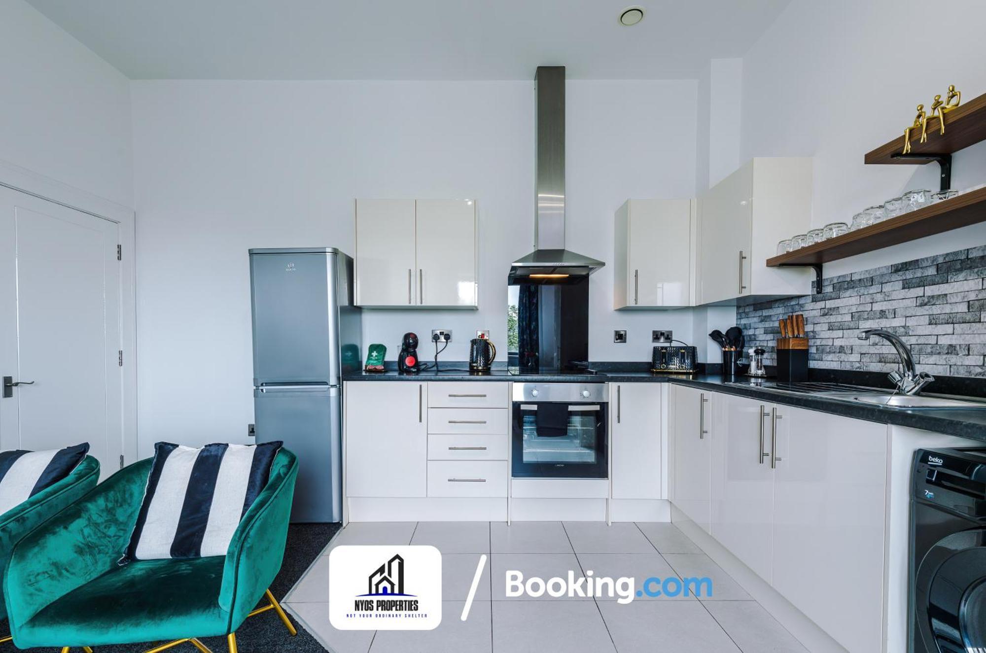 Last-minute Offer L Salford L United Kingdom L Nyos Short Lets & Serviced - Perfect For Business & Leisure Apartment Manchester