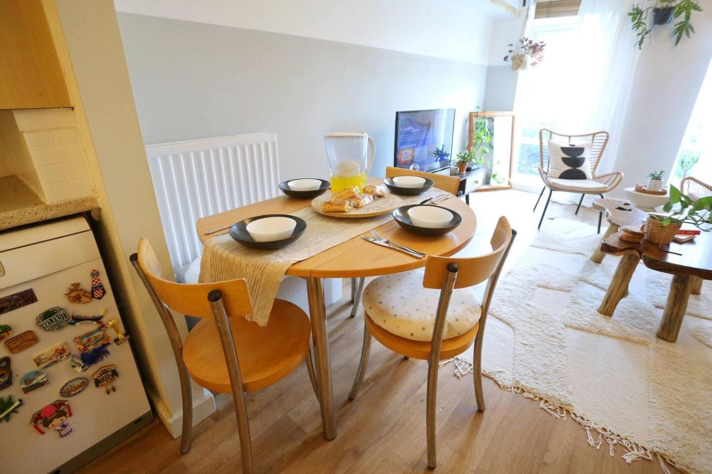Apartment Pass The Keys Free Parking X2 Walk To Man *