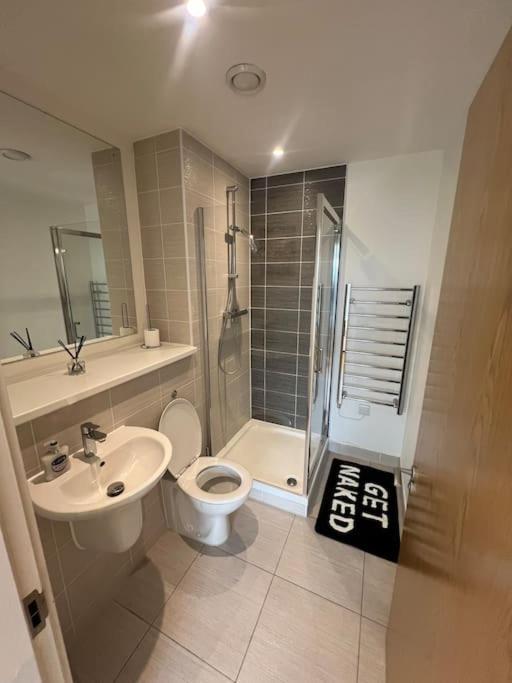 2 Bed Corner With Gym Apartment