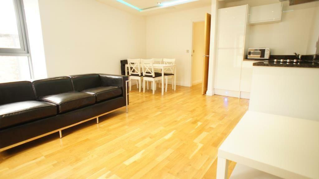 Centre * Manchester