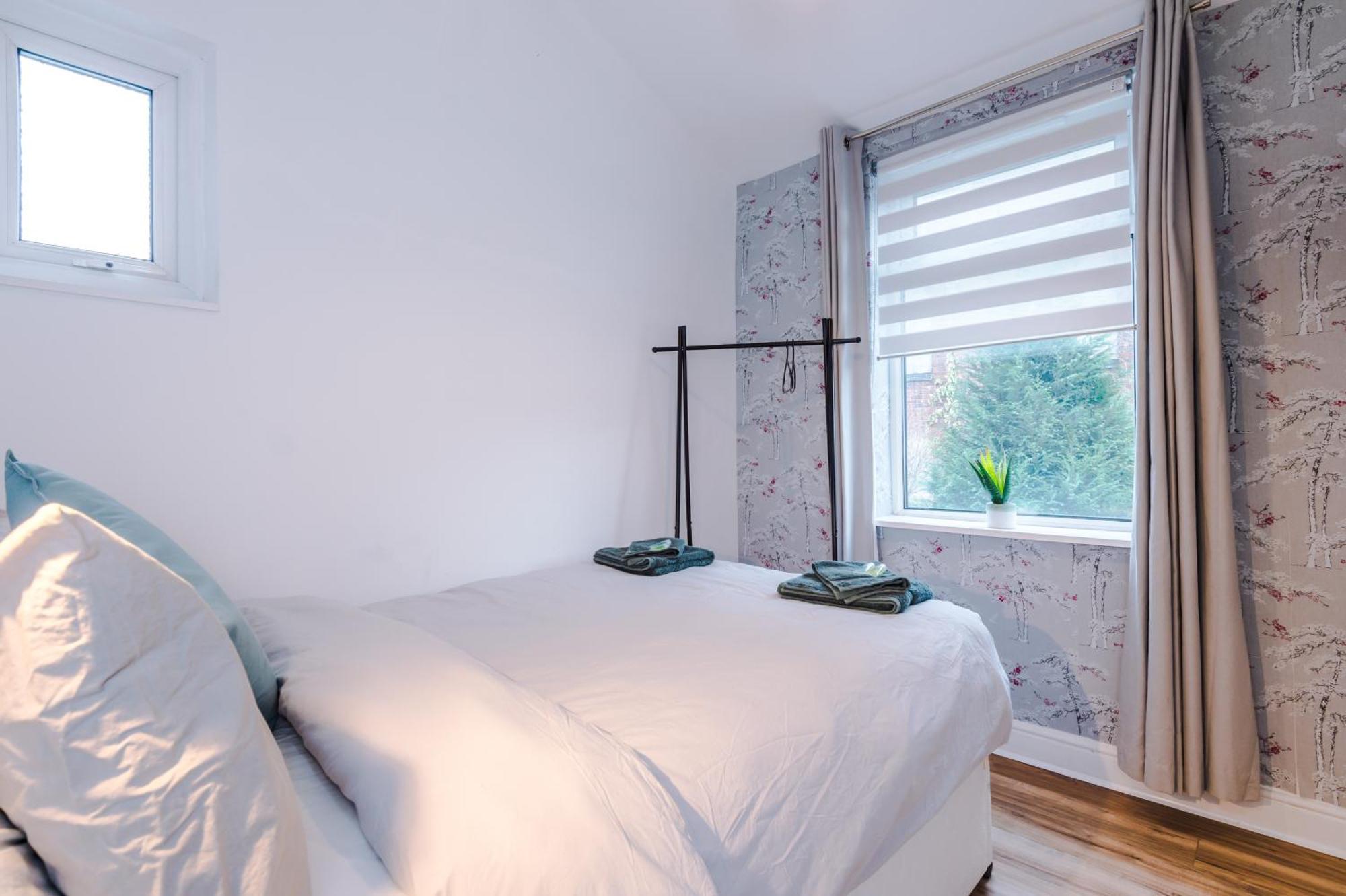 4 Bedroom Victorian House Holiday home Manchester