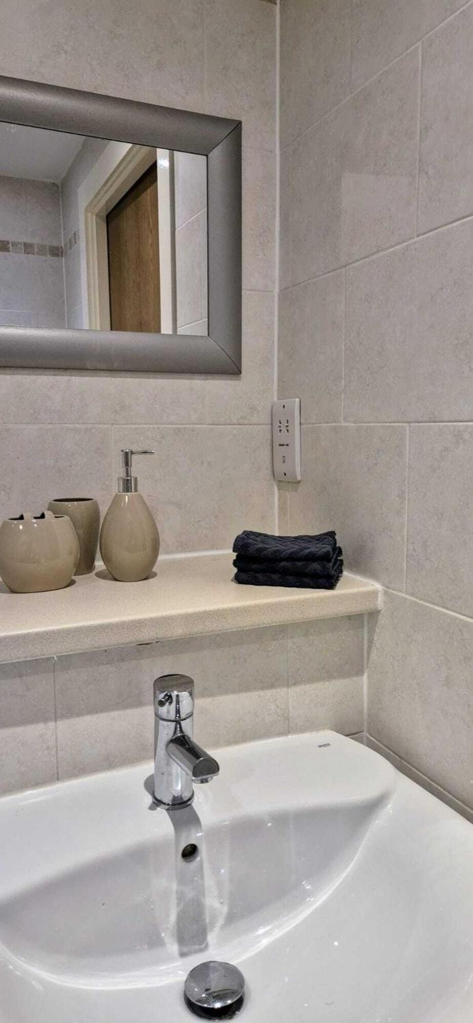 Apartment Penthouse- 2 Bedroom *