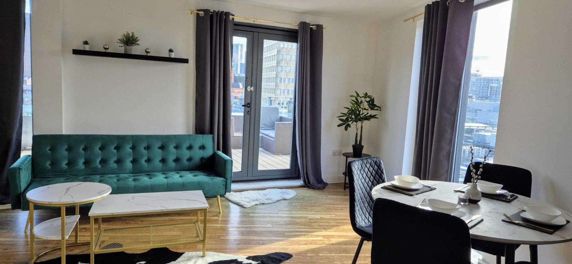Penthouse- 2 Bedroom Apartment Manchester