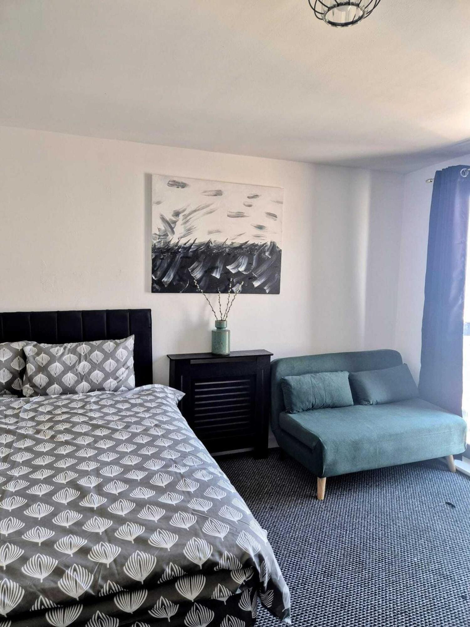 Penthouse- 2 Bedroom Apartment Manchester